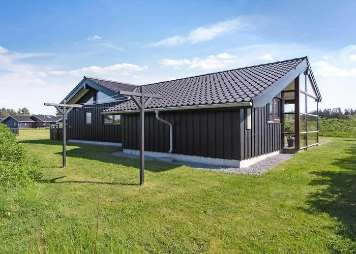 Ln2010-hjorring-strandgardsvej-20 *